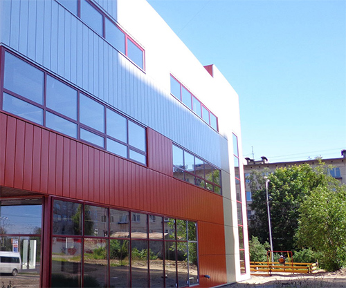 Гладкие линеарные панели — объект 1